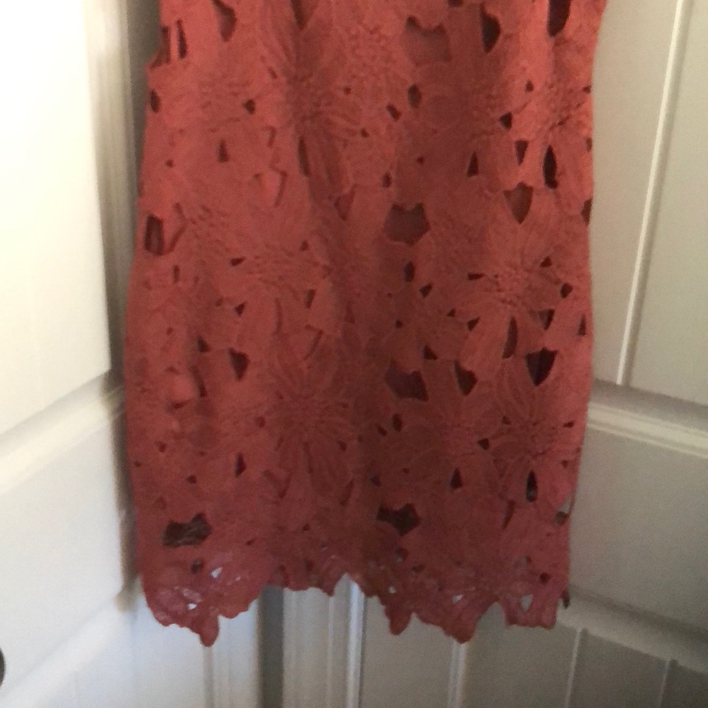 Dress - Picture 3 of 4